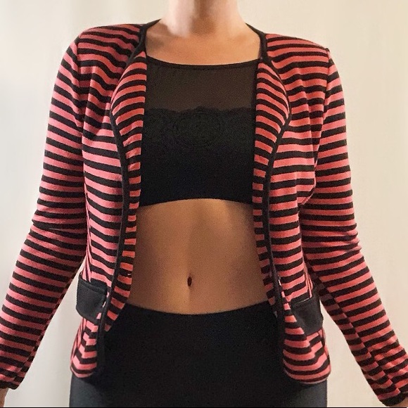 Ginger G salmon and black striped 1 button blazer - Picture 2 of 9